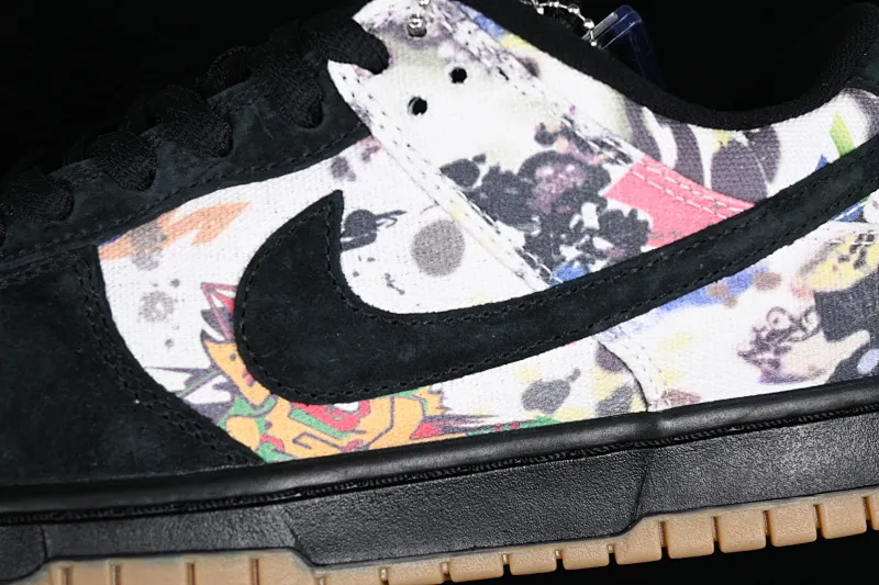 All Categories Nk SB Dunk Series Nk SB Dunk Low Low-top sneakers Supreme x Nk SB Dunk Low "Rammellzee" joint model SB low-top sports and leisure sneakers FD8778-001